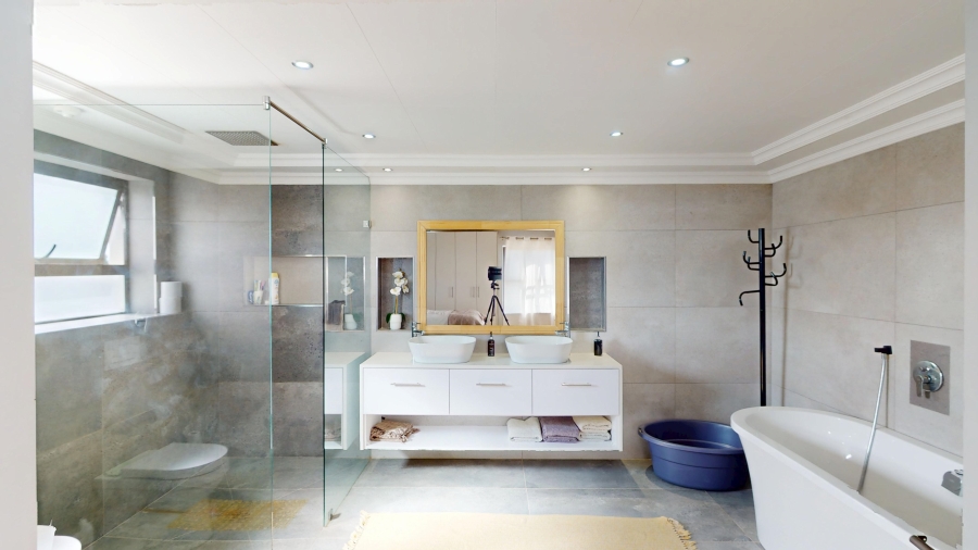 14 Bedroom Property for Sale in Dal Josafat Western Cape